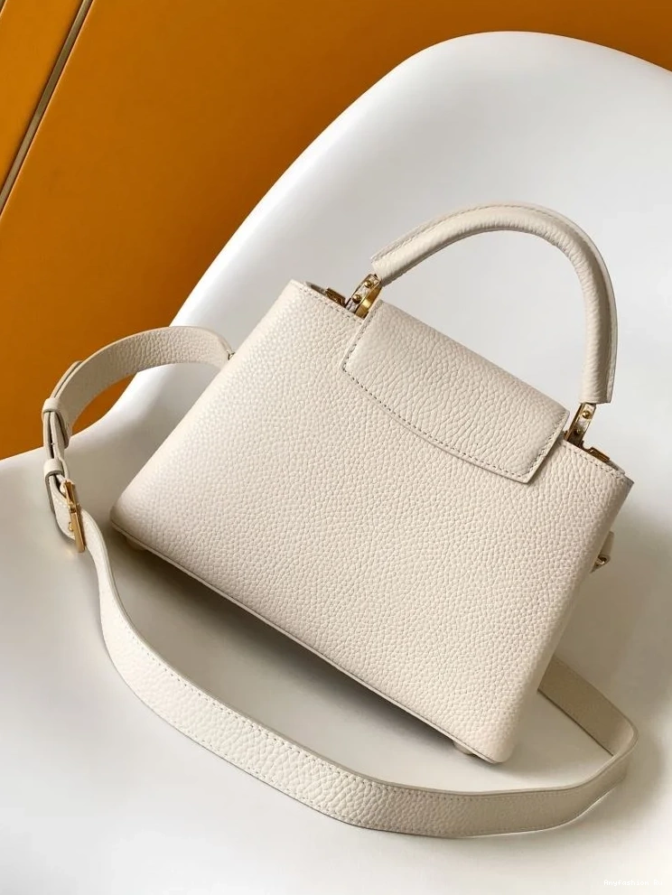 42953 FreshLook Capucines Bags BB Vuitton Louis 0819
